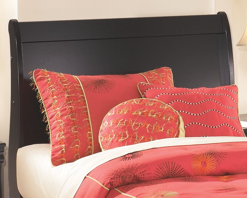 Cabecero de cama juvenil con forma de trineo de Huey Vineyard
